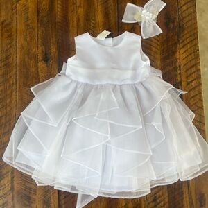 Elegant White Baby Dress with Bow